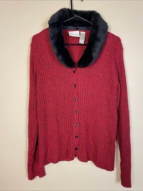 VTG First Issue Liz Claiborne Women’s Knit Red Black Faux Fur Collar Cardigan